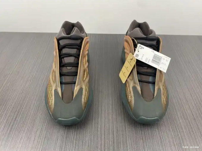hype Yeezy GY4109 Boost Copfade Adidas 700 V3 0518